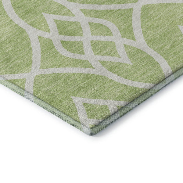 HomeRoots 5' X 8' Artichoke Green Trellis Area Rug - Washable, UV-Protected, Stylish & Stain-Resistant Decor 670233