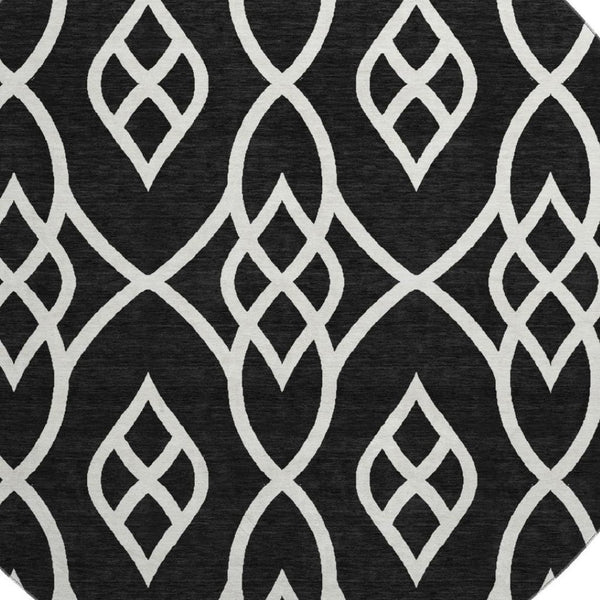 HomeRoots 8' Black And Ivory Trellis Round Rug – Washable, UV-Protected, Stain-Resistant for Busy Homes! 670246