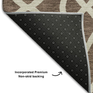 HomeRoots 5' X 8' Chocolate and Beige Trellis Rug – Washable, UV-Protected, Stain-Resistant for Easy Care! 670251