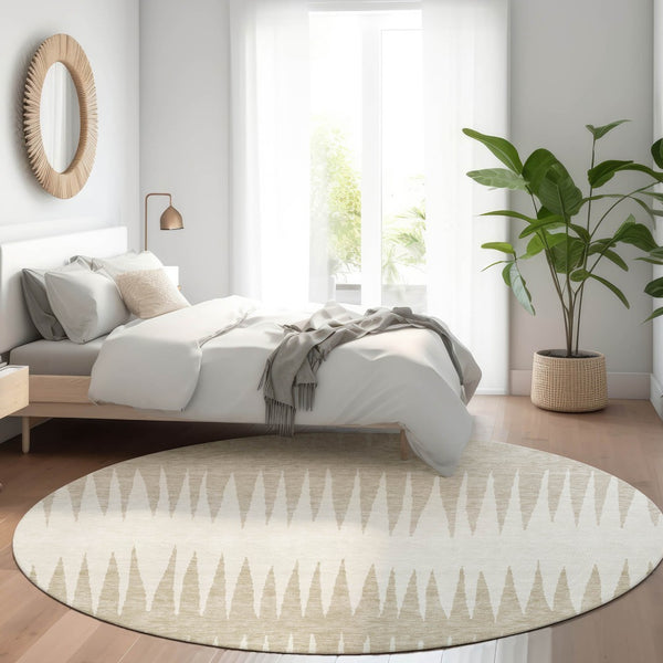 HomeRoots 8' Ivory and Cream Striped Round Rug - Washable, UV-Protected, Durable Design for High-Traffic Areas 670390
