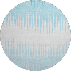 HomeRoots 8' Sky Blue & Ivory Striped Washable Round Rug - Durable, UV-Protected, Ideal for Kids & Pets! 670432