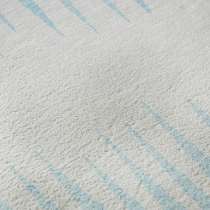 HomeRoots 8' Sky Blue & Ivory Striped Washable Round Rug - Durable, UV-Protected, Ideal for Kids & Pets! 670432