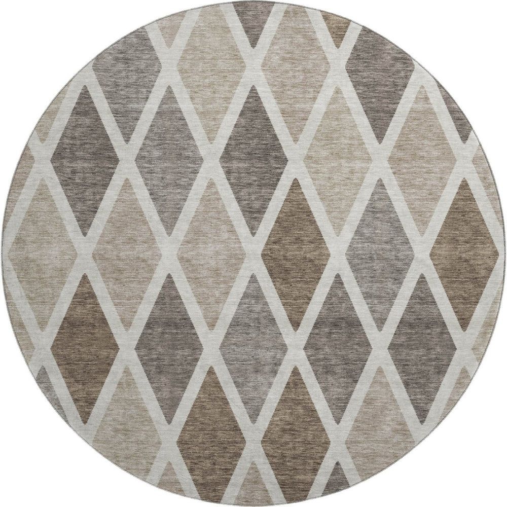 HomeRoots 8' Washable Beige, Ivory & Brown Geometric Round Rug with UV Protection for Stylish Living Spaces 670450