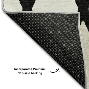 HomeRoots 8' Modern Black Ivory Gray Geometric Round Rug - Washable, UV Protected, Stain-Resistant Design 670456
