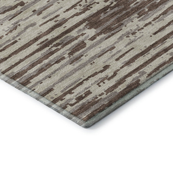 HomeRoots 8' Brown and Ivory Striped Round Rug – Washable, Stain-Resistant, UV Protected for Everyday Use! 670534