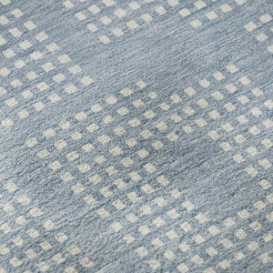 HomeRoots 8' Sky Blue & Ivory Geometric Round Rug - Washable, UV-Protected, Stylish for Busy Homes & Pets 670739