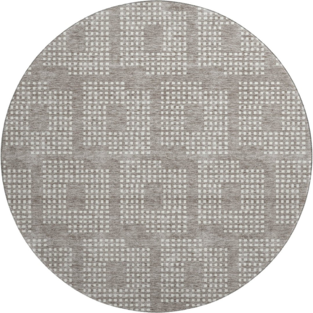 HomeRoots 8' Taupe and Ivory Geometric Round Rug - Washable, UV Protected, Stain Resistant for Busy Homes 670745