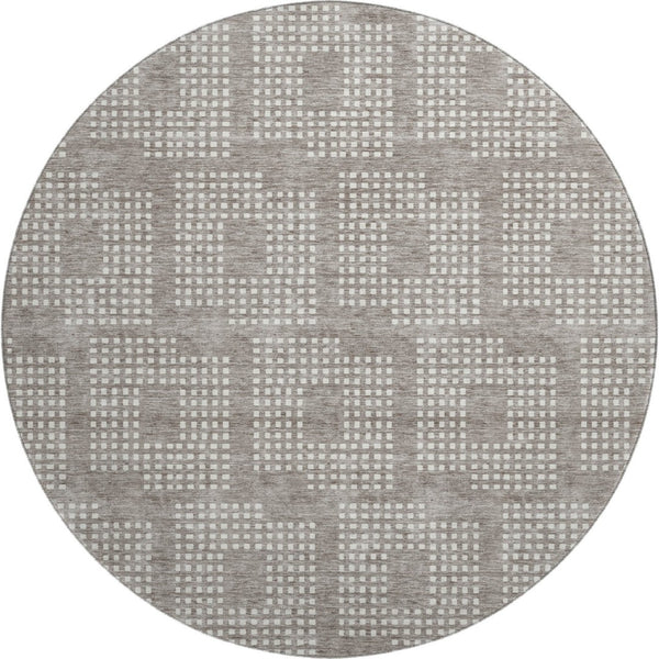 HomeRoots 8' Taupe and Ivory Geometric Round Rug - Washable, UV Protected, Stain Resistant for Busy Homes 670745