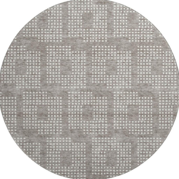 HomeRoots 8' Taupe and Ivory Geometric Round Rug - Washable, UV Protected, Stain Resistant for Busy Homes 670745