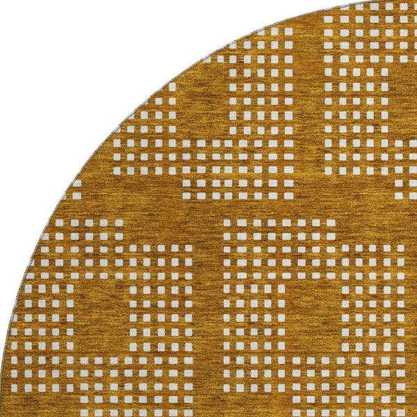 HomeRoots 8' Stylish Terra Cotta and Ivory Geometric Round Rug – Washable, UV-Protected, Perfect for Homes! 670757