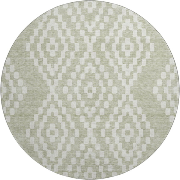 HomeRoots 8' Artichoke Green & Ivory Geometric Washable Round Rug - Durable, UV Protected, Stain Resistant Design 670769