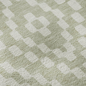 HomeRoots 8' Artichoke Green & Ivory Geometric Washable Round Rug - Durable, UV Protected, Stain Resistant Design 670769