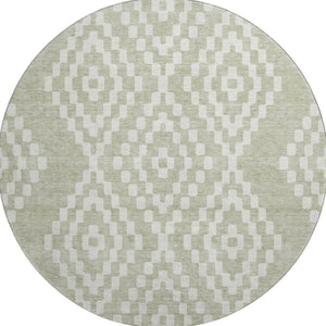 HomeRoots 8' Artichoke Green & Ivory Geometric Washable Round Rug - Durable, UV Protected, Stain Resistant Design 670769