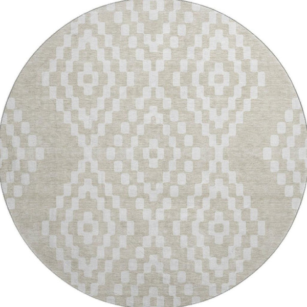 HomeRoots 8' Durable Beige and Ivory Geometric Round Rug - Washable, UV Protected, Perfect for High-Traffic Areas 670775