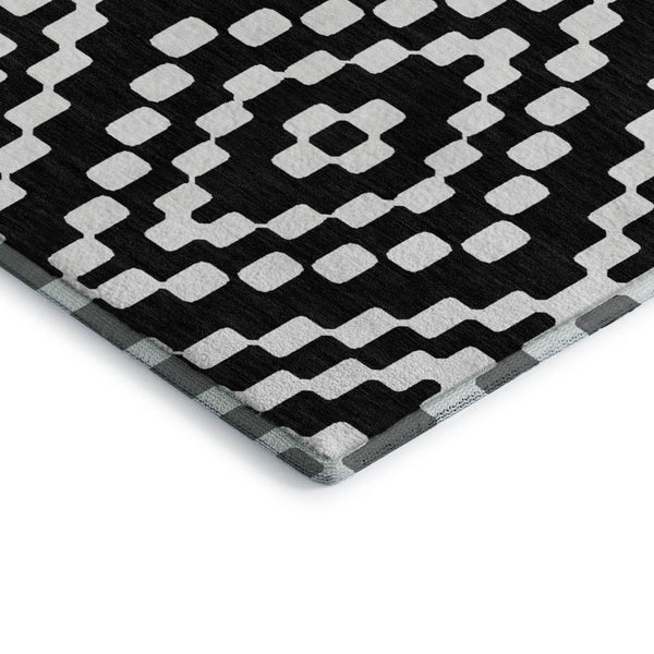 HomeRoots 9' X 12' Modern Black and Ivory Geometric Washable Area Rug with Stain Resistance & UV Protection 670783