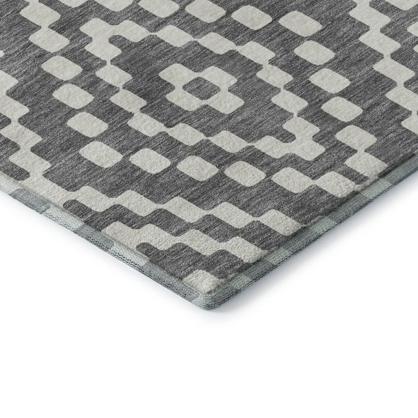 HomeRoots 9' X 12' Gray And Ivory Geometric Area Rug – Durable, Washable, UV-Protected for Family Homes 670795