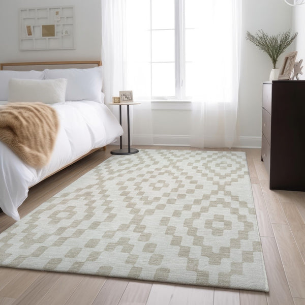 HomeRoots 5' X 8' Ivory and Beige Geometric Area Rug – Stylish, Washable, Pet-Friendly with UV Protection! 670798