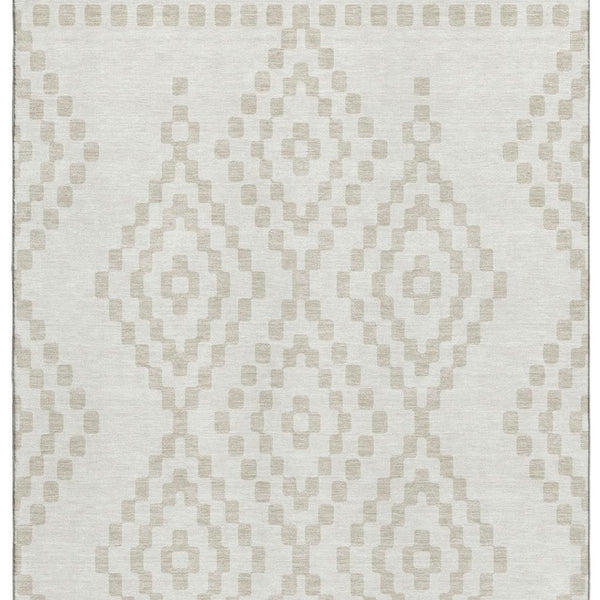HomeRoots 5' X 8' Ivory and Beige Geometric Area Rug – Stylish, Washable, Pet-Friendly with UV Protection! 670798