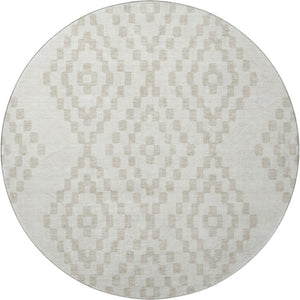 HomeRoots 8' Ivory and Beige Geometric Round Rug - Washable, UV Protected, Perfect for High-Traffic Areas! 670799