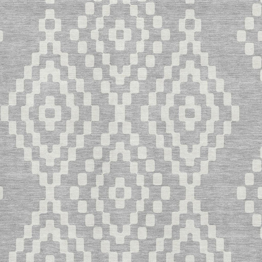 HomeRoots 8' X 10' Stylish Silver and Ivory Geometric Area Rug - Washable, UV Protected, Perfect for High-Traffic Spaces 670830