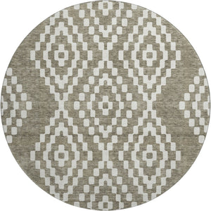 HomeRoots 8' Stylish Taupe & Ivory Geometric Washable Round Rug with UV Protection – Perfect for High-Traffic Areas 670835