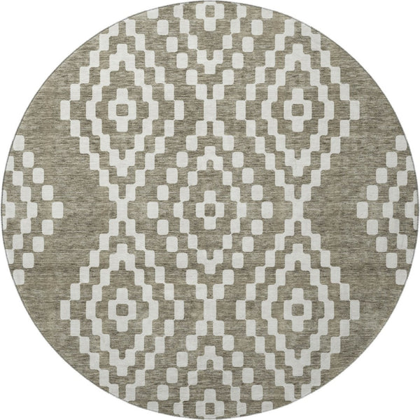HomeRoots 8' Stylish Taupe & Ivory Geometric Washable Round Rug with UV Protection – Perfect for High-Traffic Areas 670835