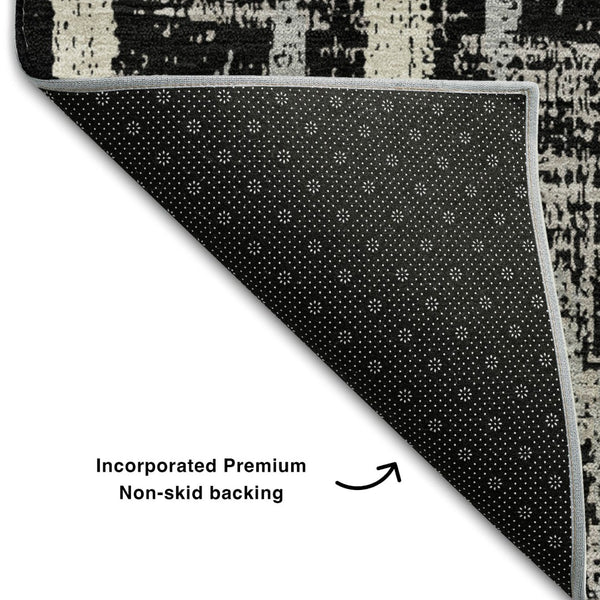 HomeRoots 8' Stylish Black, Beige & Gray Striped Washable Round Rug with UV Protection for Busy Homes 670859