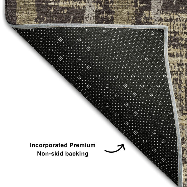 HomeRoots 8' Chocolate and Taupe Striped Washable Round Rug - Durable, Stain Resistant, UV Protected Design! 670877
