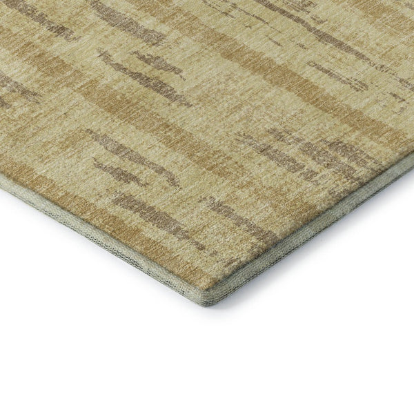 HomeRoots 8' Gold and Beige Striped Washable Round Rug - Durable, Stain-Resistant, UV Protected for High-Traffic Areas 670883