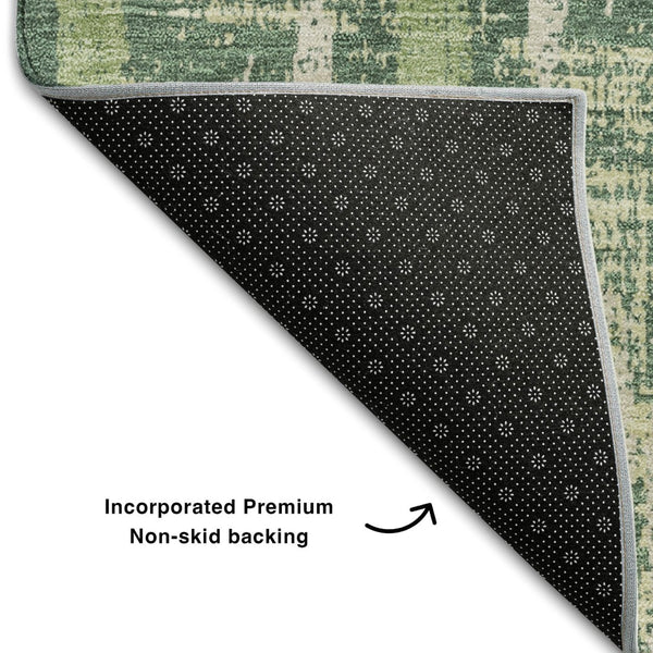 HomeRoots 8' Striped Washable Round Rug in Green & Beige - UV Protection, Stain-Resistant, Ideal for Homes! 670895
