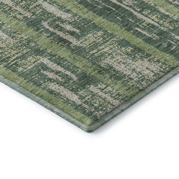 HomeRoots 8' Striped Washable Round Rug in Green & Beige - UV Protection, Stain-Resistant, Ideal for Homes! 670895