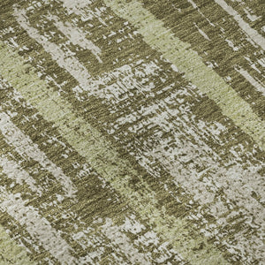 HomeRoots 8' Olive Green & Beige Striped Washable Round Rug - Stain-Resistant, UV-Protected & Stylish Decor 670913
