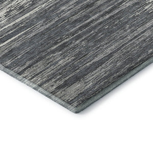 HomeRoots 8' Gray and Ivory Striped Washable Round Rug – Durable, UV Protected, Stain Resistant for High Traffic Areas 671219