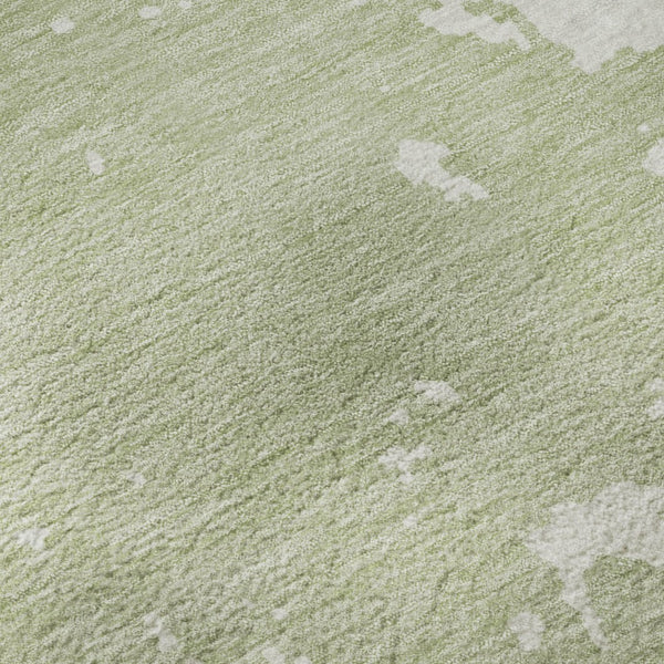 HomeRoots 8' Artichoke Green and Ivory Abstract Round Rug - Washable, UV-Protected, Stain-Resistant Design! 671261
