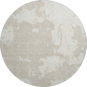 HomeRoots 8' Beige and Ivory Abstract Round Rug - Durable, Stain-Resistant, UV-Protected for Modern Homes 671267