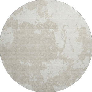 HomeRoots 8' Beige and Ivory Abstract Round Rug - Durable, Stain-Resistant, UV-Protected for Modern Homes 671267