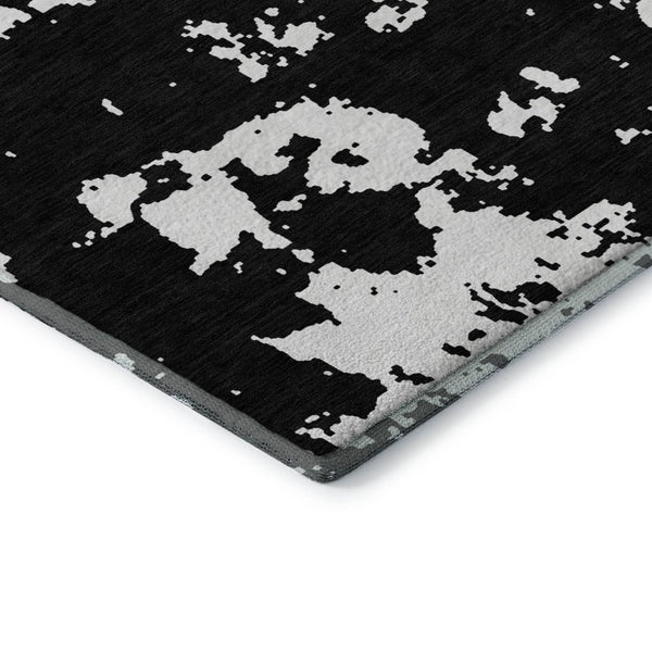 HomeRoots 10' X 14' Black And White Abstract Area Rug - Washable, Durable, UV Protected for Modern Living Spaces 671276