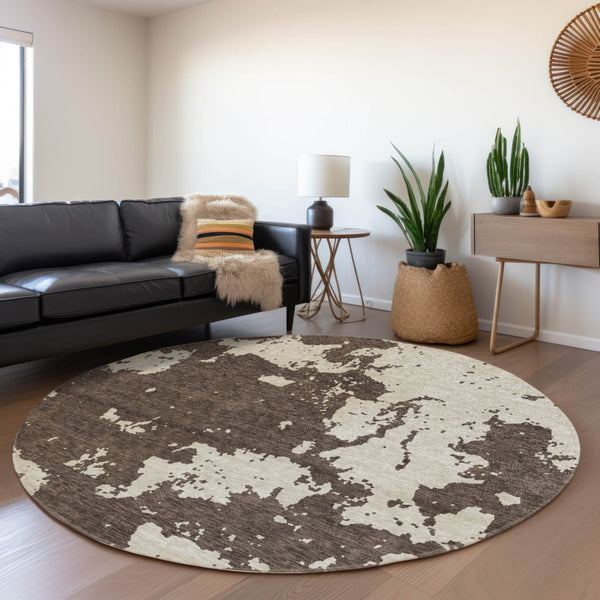 HomeRoots 8' Washable Round Rug in Brown and Beige Abstract Design — Durable, UV Protected, Soft & Stylish! 671279