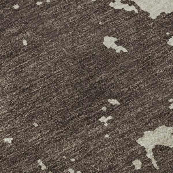 HomeRoots 8' Washable Round Rug in Brown and Beige Abstract Design — Durable, UV Protected, Soft & Stylish! 671279
