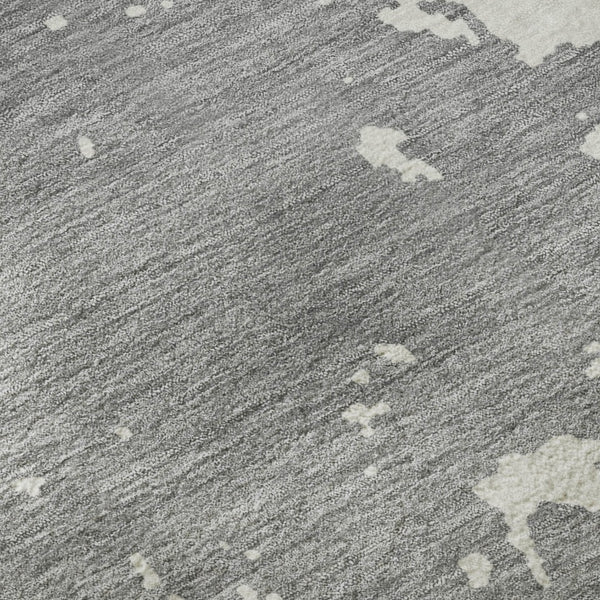 HomeRoots 8' Gray and Beige Abstract Washable Round Rug with UV Protection - Perfect for Busy Homes & Style! 671291