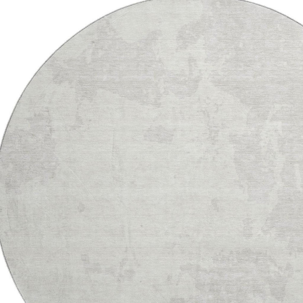 HomeRoots 8' Ivory And Beige Abstract Round Rug - Washable, Stain-Resistant, UV-Protected for High-Traffic Areas 671303