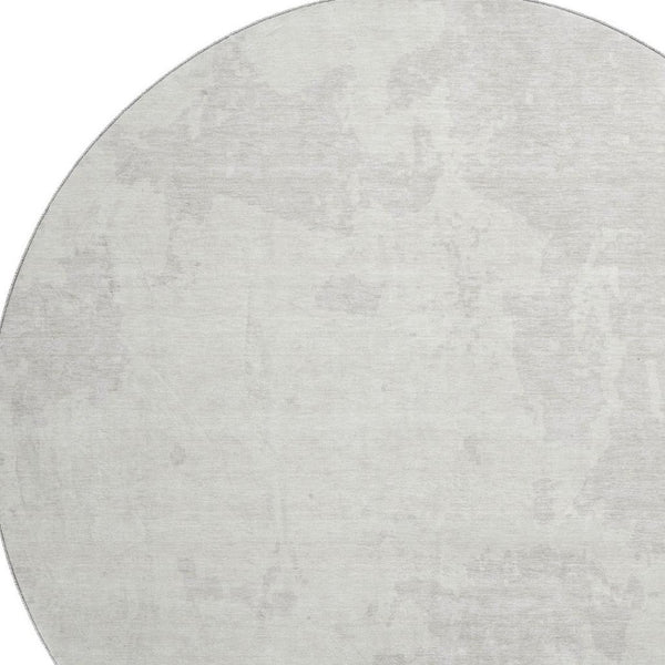 HomeRoots 8' Ivory And Beige Abstract Round Rug - Washable, Stain-Resistant, UV-Protected for High-Traffic Areas 671303