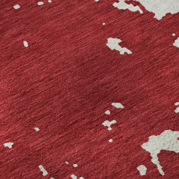HomeRoots 8' Red and Ivory Abstract Round Rug - Washable, UV-Protected, Stylish, Durable for Busy Spaces 671321