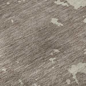 HomeRoots 8' Stylish Taupe and Beige Abstract Washable Round Rug with UV Protection for High-Traffic Areas 671339