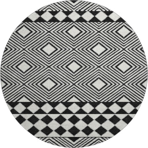 HomeRoots 8' Black And Ivory Geometric Round Rug – Washable, UV Protected, Ideal for Homes with Kids & Pets 671357