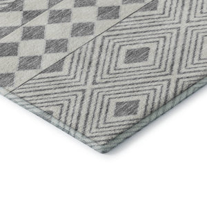 HomeRoots 10' X 14' Stylish Gray & Ivory Geometric Area Rug – Washable, UV Protected, Perfect for Family Spaces! 671378