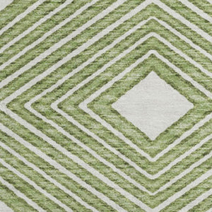 HomeRoots 8' Green Geometric Washable Round Rug with UV Protection - Durable, Stylish & Easy to Clean! 671381