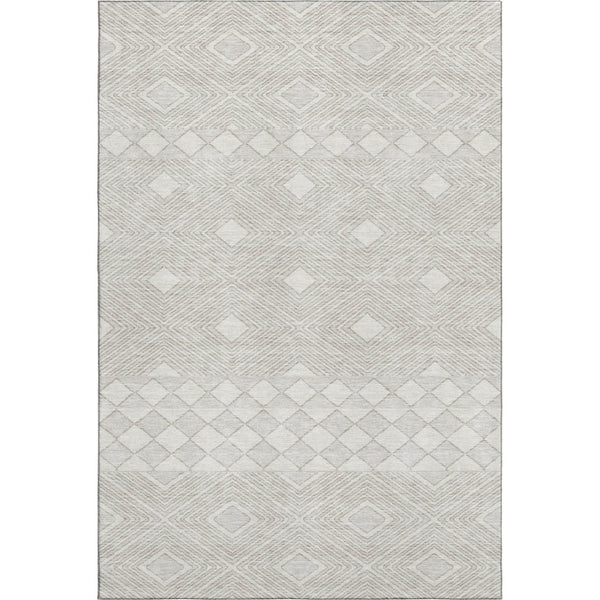 HomeRoots 5' X 8' Ivory and Beige Geometric Area Rug - Washable, UV Protected, Stain-Resistant for High Traffic 671386