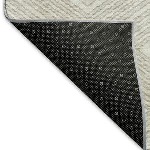 HomeRoots 5' X 8' Ivory and Beige Geometric Area Rug - Washable, UV Protected, Stain-Resistant for High Traffic 671386