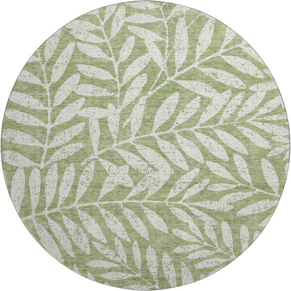 HomeRoots 8' Green and Beige Floral Washable Round Rug - Durable, UV-Protected, Perfect for Family Homes! 671453